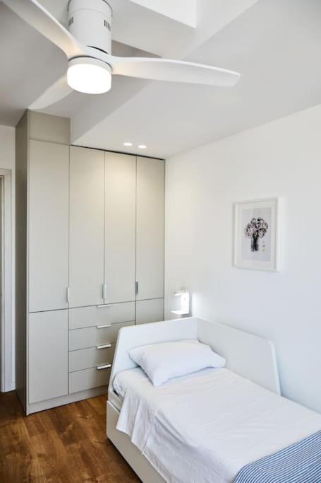 Apartment Crispi Luxury & Spacious Apt-sour Sisters Apts *